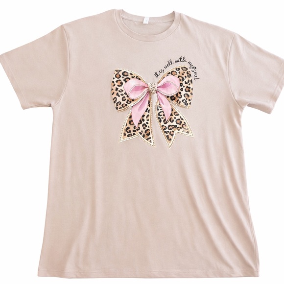 Love and Faith “It Is Well With My Soul” Graphic Tee - Picture 2 of 4